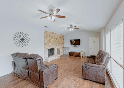 8100 N N Mopac Expressway - Photo 1