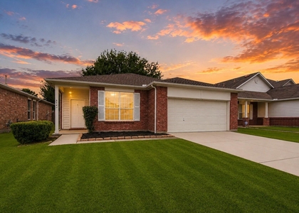 914 Colewick Court - Photo 1