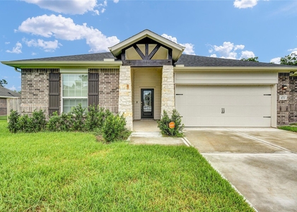 411 S Amherst Drive - Photo 1
