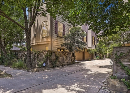 5014 Schuler Street - Photo 1