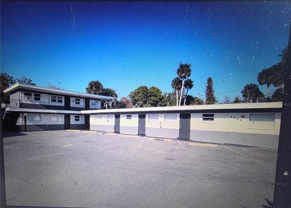 4989 S Ridgewood Avenue - Photo 1