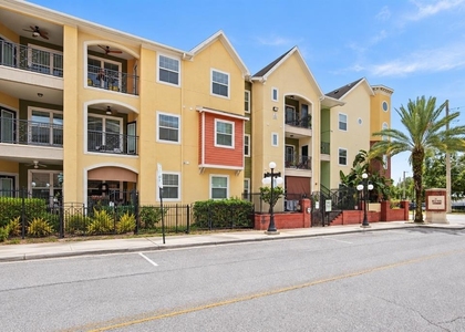 1910 E Palm Avenue - Photo 1