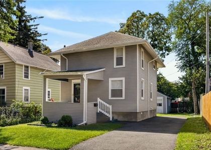 17 Heather Street - Photo 1