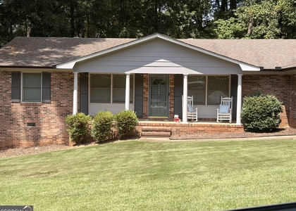 240 Davis Street - Photo 1