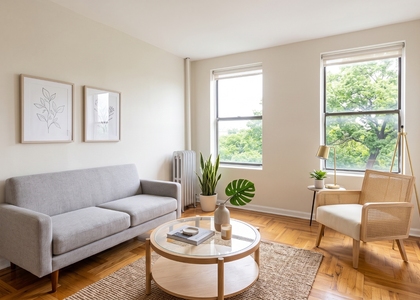 401 Edgecombe Avenue #D5 - Photo 1