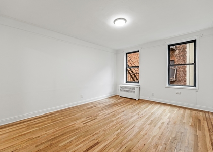 210 East 68th Street #16G - Photo 1