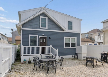 123 Franklin Avenue - Photo 1