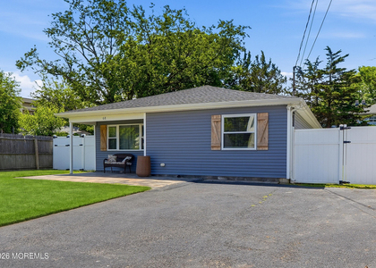 68 Berry Place - Photo 1