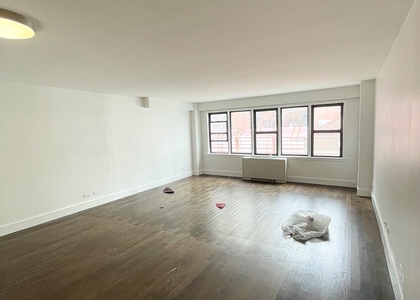 East 63 Street - Photo 1