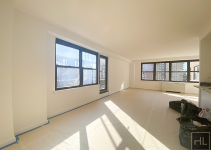 E 82 St - Photo 1