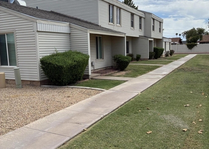 6618 S Palm Drive - Photo 1
