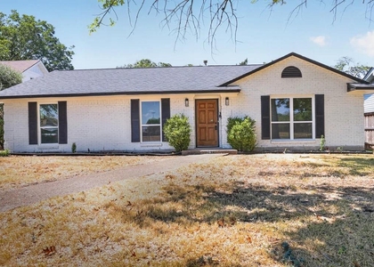 3811 Ovid Avenue - Photo 1
