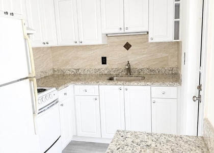 2847 Ne 30th Street - Photo 1