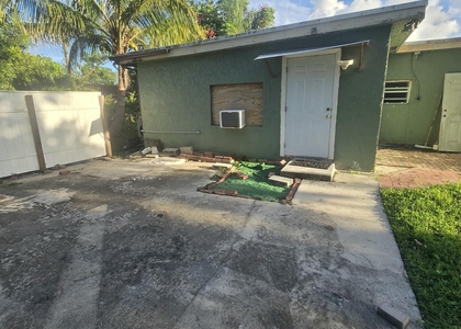 702 Fleming Avenue - Photo 1