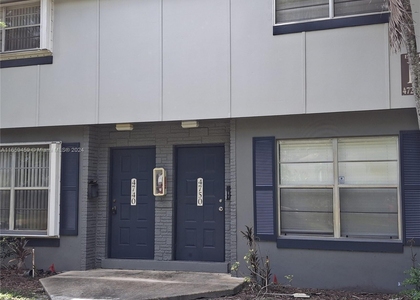 4720 Nw 9th Court - Photo 1