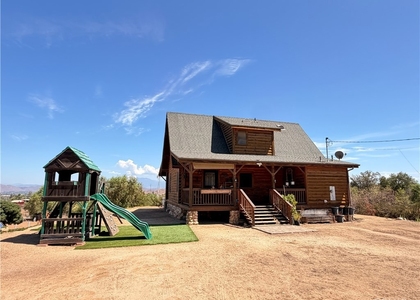 32600 Byers - Photo 1