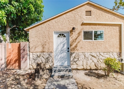 19427 Hart Street - Photo 1