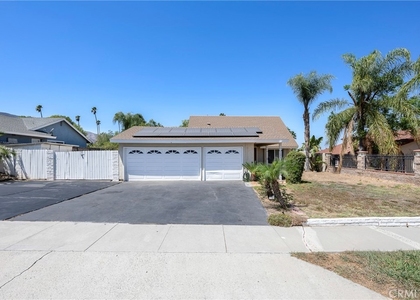 1604 Avenida Del Vista - Photo 1