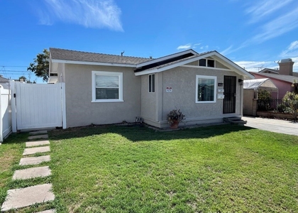 10122 Imperial Avenue - Photo 1