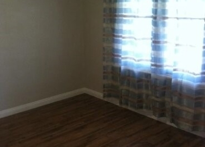 1348 W 22nd - Photo 1