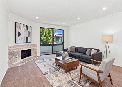 14115 Moorpark - Photo 1