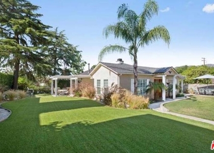 2340 Caldero - Photo 1