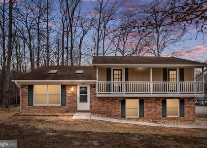 10704 Whiperwhill Court N - Photo 1