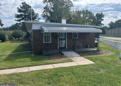 410 New Pittsburg Avenue - Photo 1
