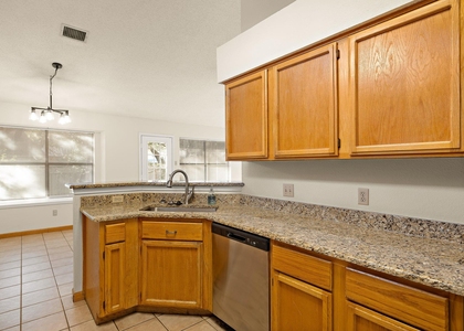 1604 Texas Oak Way - Photo 1