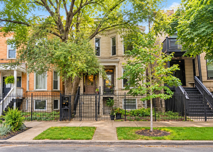 2833 N Albany Avenue - Photo 1
