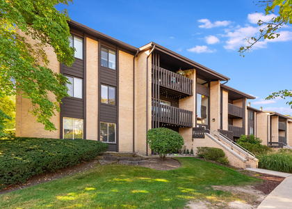 6165 Knoll Wood Court - Photo 1