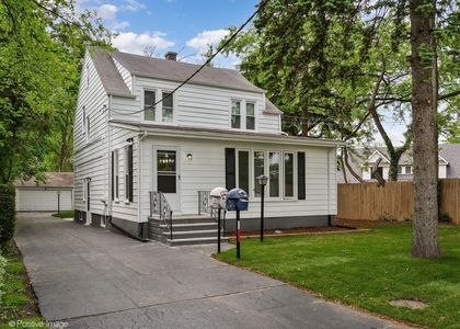 1950 Monroe Avenue - Photo 1