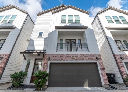954 Fisher Street - Photo 1