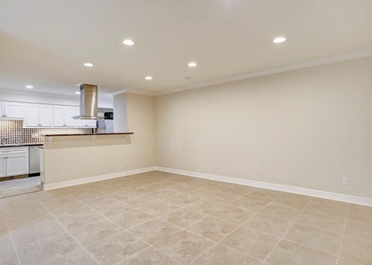 3131 Cummins Street - Photo 1