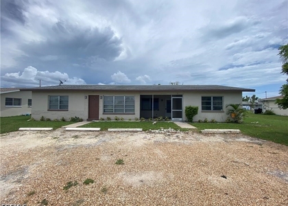 330 Palmetto Drive - Photo 1