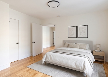 3657 Broadway #2BB - Photo 1