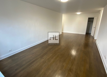 5 Avenue - Photo 1