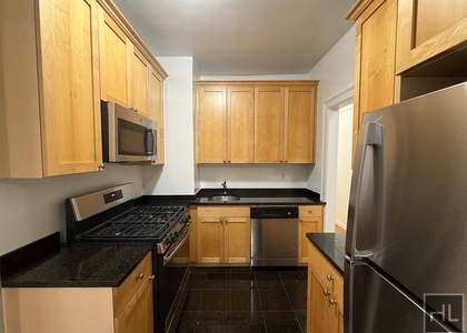 West 13 Street - Photo 1
