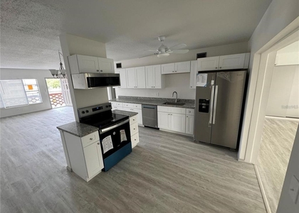 2072 Australia Way W - Photo 1