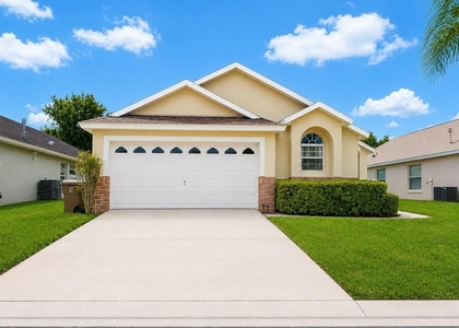 2555 Oneida Loop - Photo 1