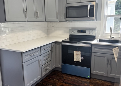 10 Bridgeport Avenue - Photo 1