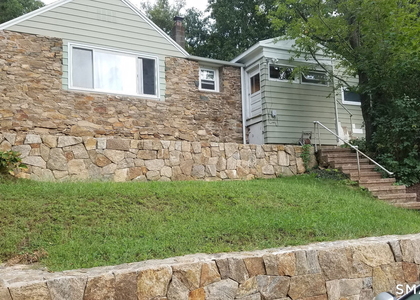 5 Hill Street - Photo 1