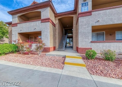 231 W Horizon Ridge Parkway - Photo 1