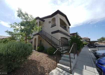 2291 W Horizon Ridge Parkway - Photo 1