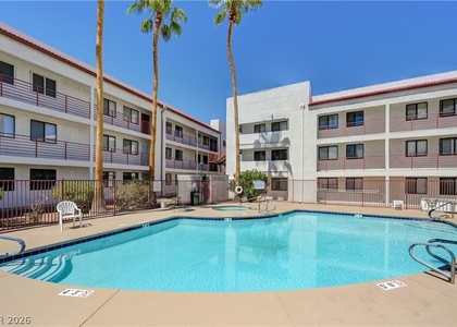 1381 E University Avenue - Photo 1