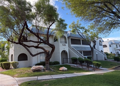 1404 Santa Margarita Street - Photo 1