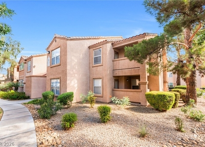 1150 N Buffalo Drive - Photo 1
