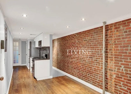 East 7th Street - Photo 1