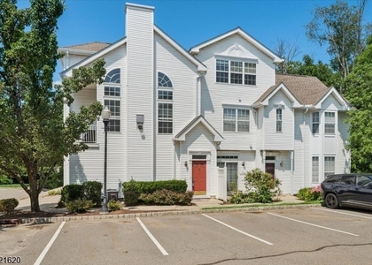 82 Hancock Dr - Photo 1