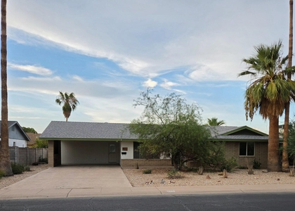 308 E Ellis Drive - Photo 1